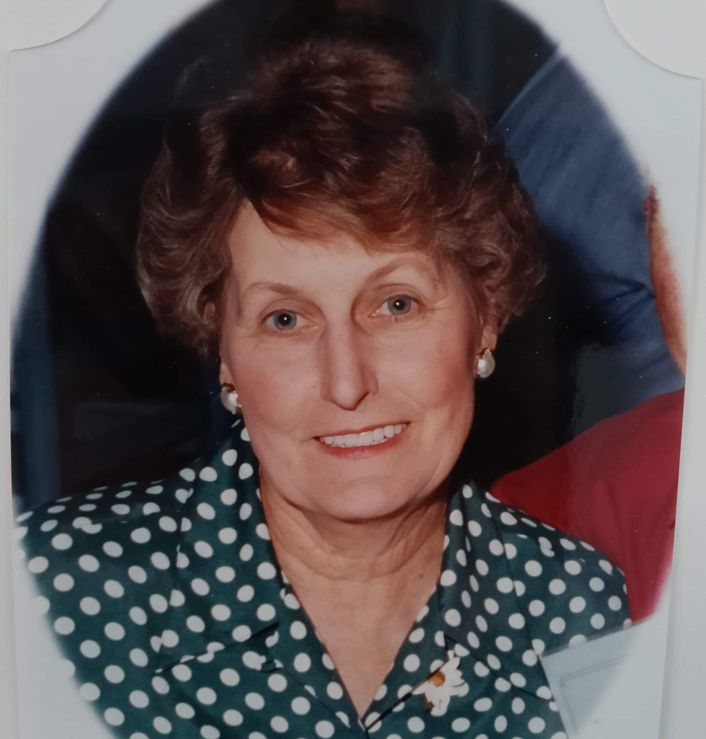 Helen Norma Idiens née MacFarlane